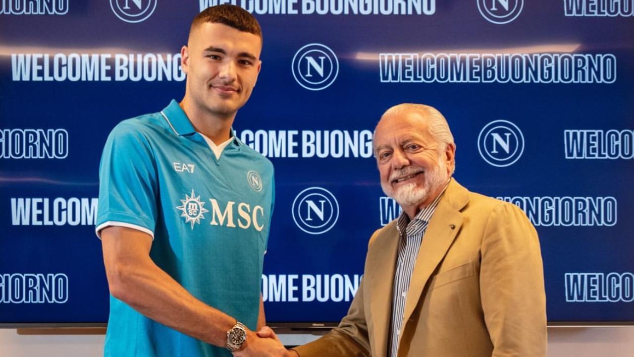 La strategia del Napoli sul mercato per la difesa e l'equivoco Buongiorno